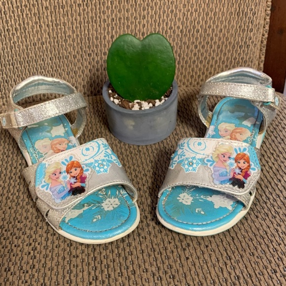 Disney Frozen light up sandals - Picture 1 of 10